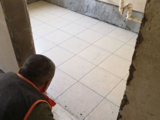 石膏板吊顶施作