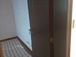 成品门及墙纸铺贴