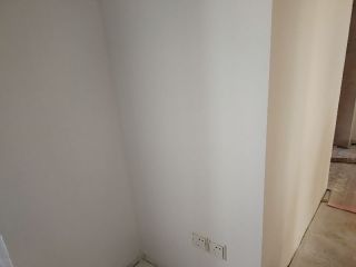 成品门及墙纸铺贴