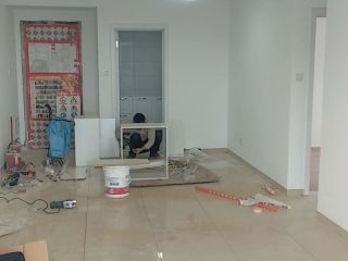 墙、顶面腻子批嵌