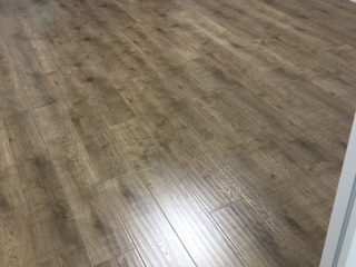 木地板铺设