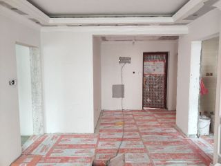 墙、顶面腻子批嵌
