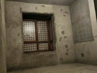 强、弱电路穿线施作