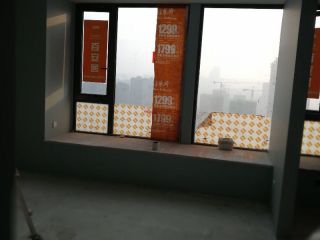 墙、顶面乳胶漆