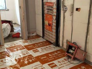 地砖铺贴及地面找平施作