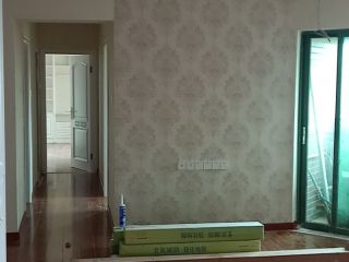 成品门及墙纸铺贴