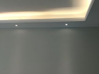 墙、顶面乳胶漆及墙纸铺贴