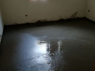 地砖铺贴及地面找平施作
