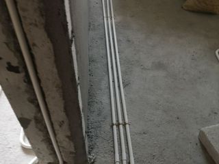 水、电管开槽施作