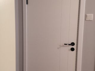 成品门及墙纸铺贴