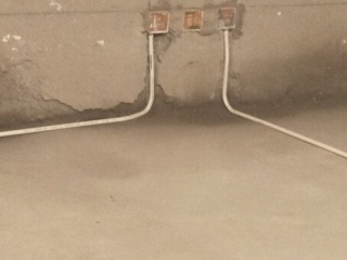 强、弱电路穿线施作