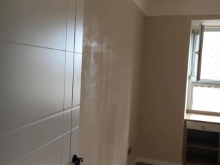 成品门及墙纸铺贴