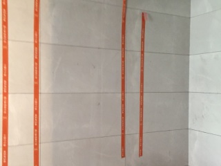 厨房、卫生间墙砖施作