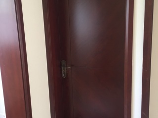 成品门及墙纸铺贴
