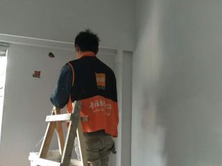 墙、顶面腻子批嵌