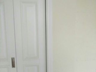 套装门、踢脚线安装