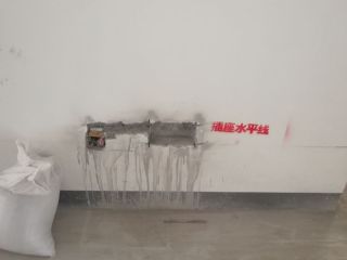水、电管开槽施工