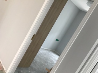 成品门及墙纸铺贴