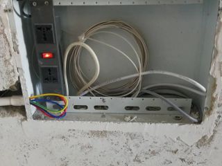 强、弱电布管穿线