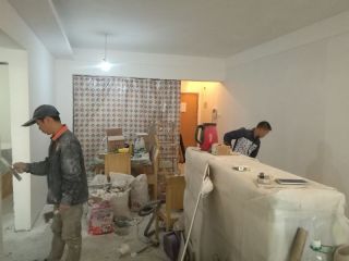 墙、顶面腻子批嵌