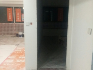 成品门及墙纸铺贴