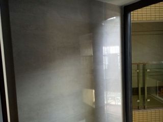 厨房、卫生间墙砖施作