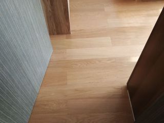 地砖铺贴及地面找平施作