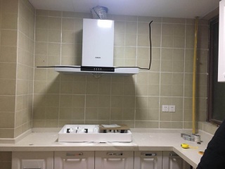 集成吊顶及橱柜柜体安装
