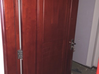 成品门及墙纸铺贴