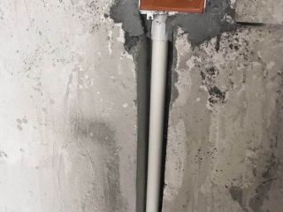 水、电管开槽施作