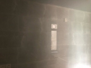 厨房、卫生间墙砖施作