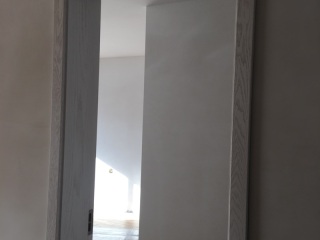 成品门及墙纸铺贴