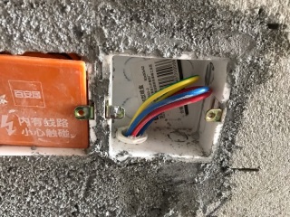 强、弱电布管穿线