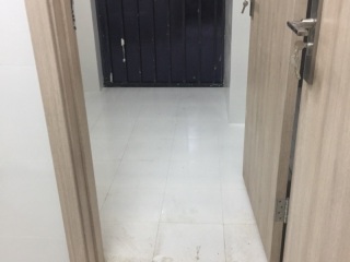 套装门、踢脚线安装