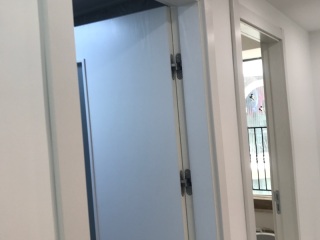 成品门及墙纸铺贴