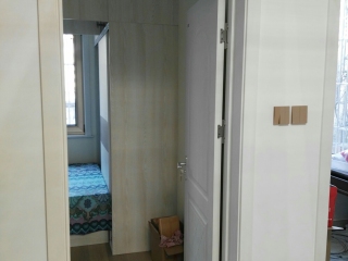 成品门及墙纸铺贴