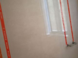 厨房、卫生间墙砖施作