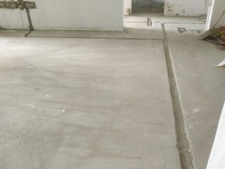 水、电管开槽施作