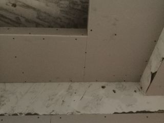 厨房、卫生间墙砖施作