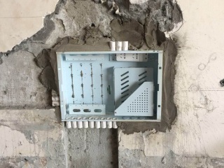 水、电管开槽施作