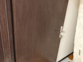 套装门、踢脚线安装