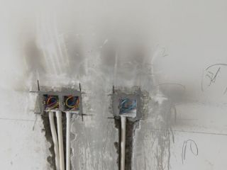 强、弱电路穿线施作