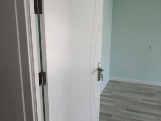 成品门及墙纸铺贴
