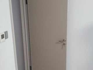 成品门及墙纸铺贴