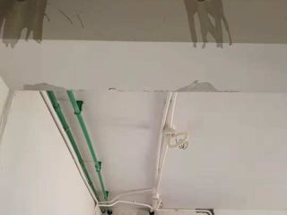 强、弱电路穿线施作