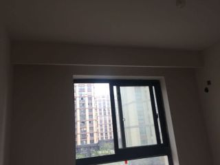 墙、顶面腻子批嵌