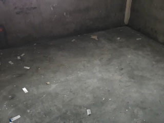 地砖铺贴及地面找平施作