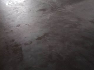 地砖铺贴及地面找平施作
