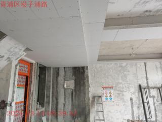 水、电管开槽施作