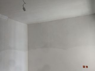 墙、顶面腻子批嵌